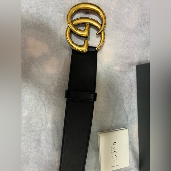 Women Gucci belt like new only use 3 times no damaged - Picture 6 of 7